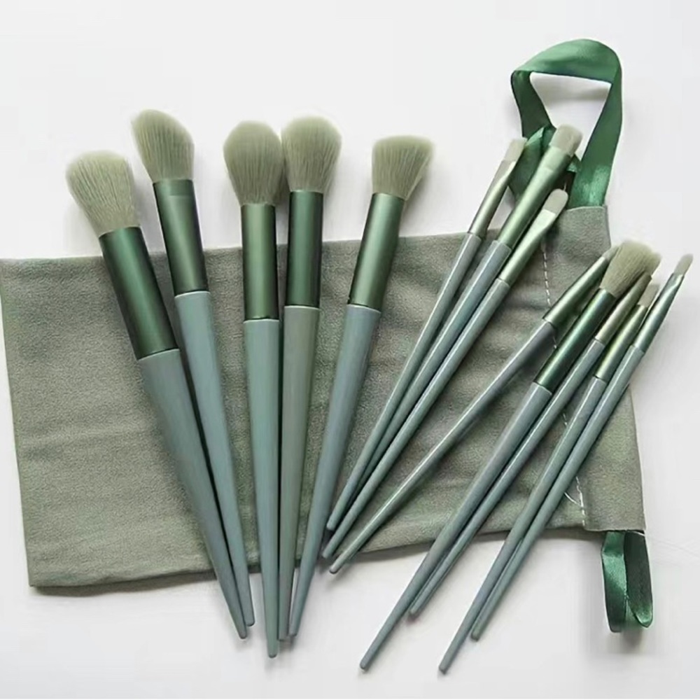13 pieces makeup brush set